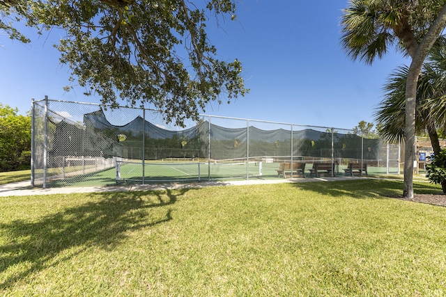2641 NE Ocean Blvd Unit 106, Stuart, FL 34996 - view of tennis court