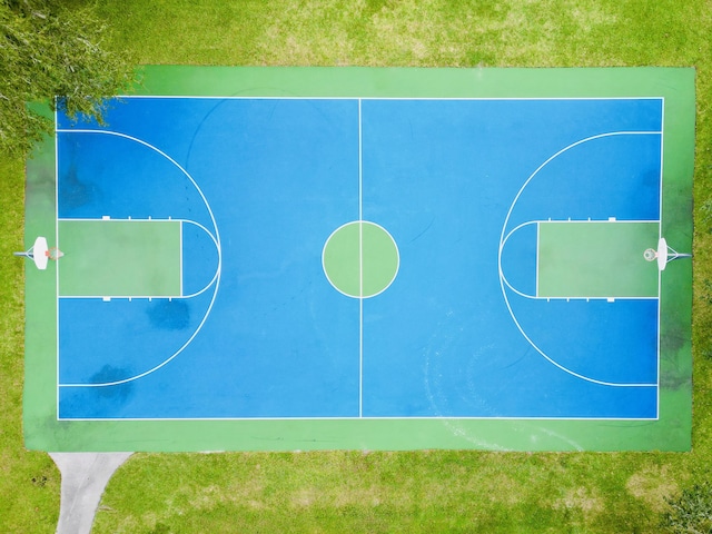 8421 SW 41st Ct, Davie, FL 33328 - view of basketball court with community basketball court and a yard