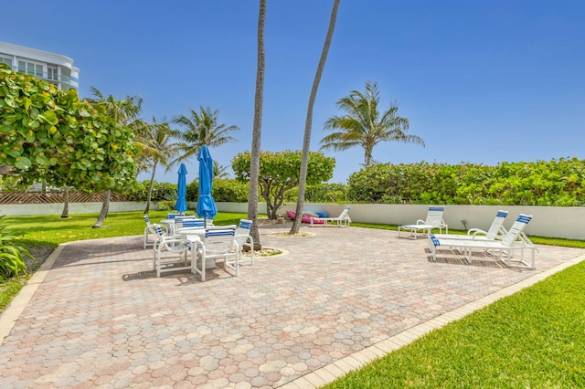 3640 N Ocean Dr Unit 427, Singer Island, FL 33404 - view of patio