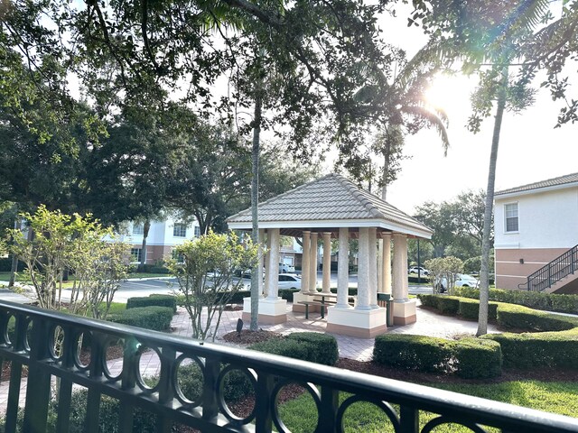5205 Myrtlewood Cir E, Palm Beach Gardens, FL 33418 - surrounding community featuring a gazebo