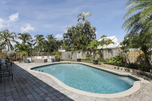 501 SE 13th Ct, Pompano Beach, FL 33060 - view of swimming pool with a patio area, outdoor lounge area, and a fenced backyard