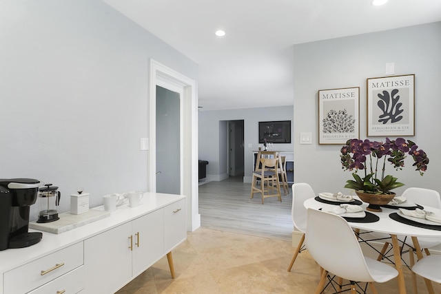 501 SE 13th Ct, Pompano Beach, FL 33060 - dining space with recessed lighting