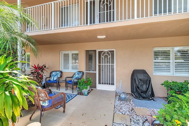 5914 Regal Glen Dr Unit 107, Boynton Beach, FL 33437 - view of patio / terrace with outdoor lounge area and a balcony