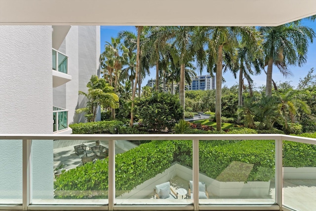 550 SE Mizner Blvd Unit B206, Boca Raton, FL 33432 - view of balcony