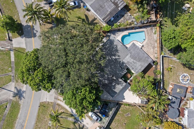 1517 NW 12th Ave, Fort Lauderdale, FL 33311 - view of property location featuring a pool area