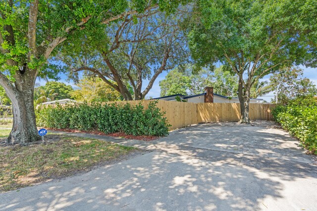 1517 NW 12th Ave, Fort Lauderdale, FL 33311 - view of property exterior