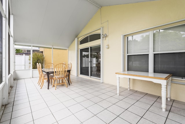 5618 Kingsmill Ct, Greenacres, FL 33463 - sunroom featuring vaulted ceiling and outdoor dining space
