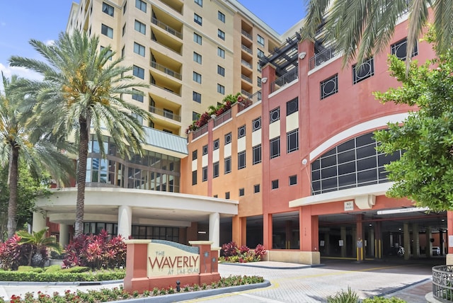 100 N Federal Hwy Unit 1004, Fort Lauderdale, FL 33301 - view of apartment building / complex