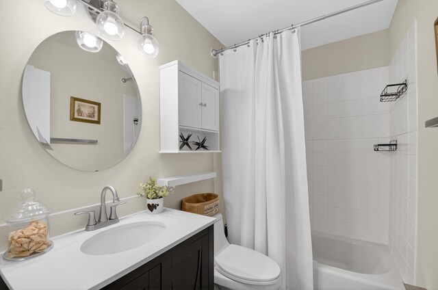 2703 Maplewood Dr, Greenacres, FL 33415 - bathroom with toilet, vanity, and shower / bath combination with curtain