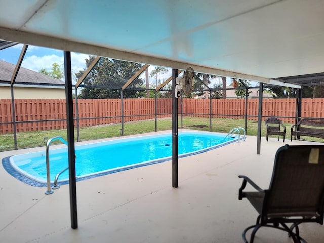 1514 SE Manth Ln, Port Saint Lucie, FL 34983 - view of pool featuring a lanai and a patio area