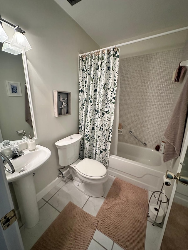 1120 Mahogany Way Unit 204, Delray Beach, FL 33445 - bathroom with toilet and shower / bathtub combination with curtain
