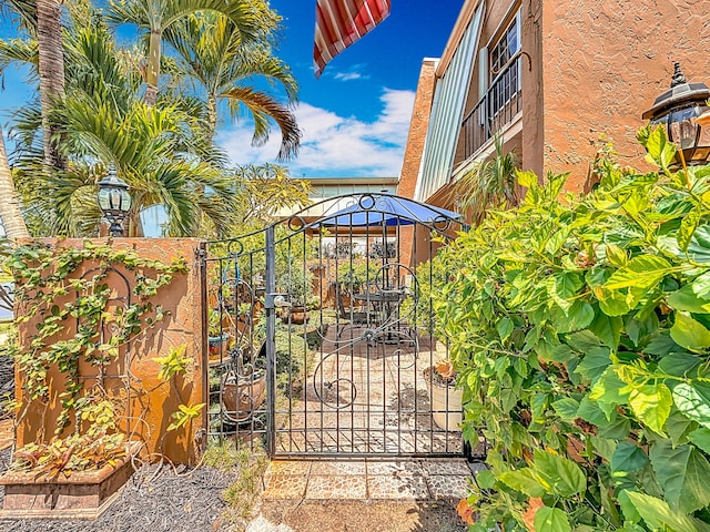3622 Citrus Trce Unit 2, Davie, FL 33328 - view of gate