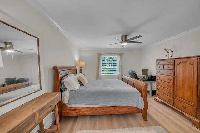 1140 Mahogany Way Unit 103, Delray Beach, FL 33445 - bedroom with light wood-style floors, crown molding, a desk, and a ceiling fan