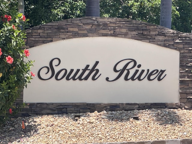 301 SW S River Dr Unit 206, Stuart, FL 34997 - view of community sign