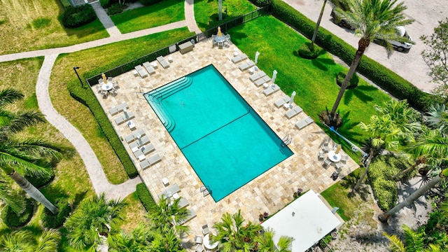 875 E Camino Real Unit 2G, Boca Raton, FL 33432 - view of subject property featuring a pool