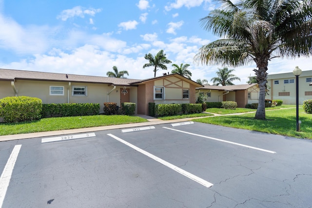 2822 Crosley Dr W Unit D, West Palm Beach, FL 33415 - view of uncovered parking lot