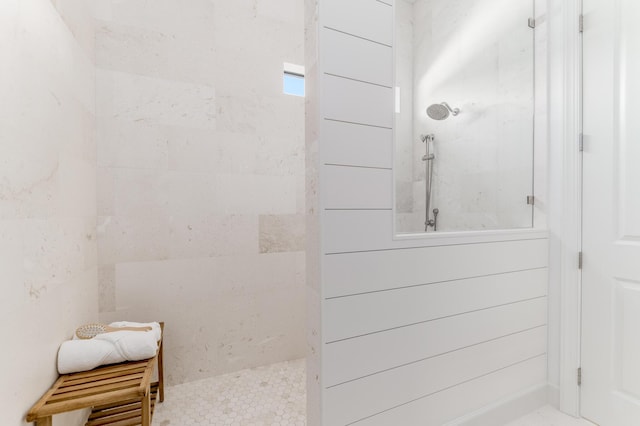 640 SE Boboli Way, Port Saint Lucie, FL 34984 - bathroom featuring a walk in shower
