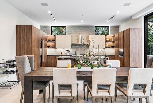 775 Park Dr W, Boca Raton, FL 33432 - dining area with recessed lighting