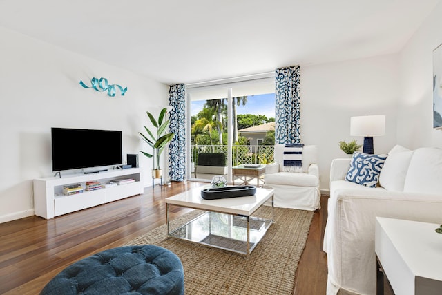 354 Chilean Ave Unit 3E, Palm Beach, FL 33480 - living room with wood finished floors and baseboards