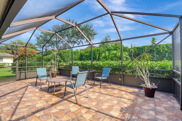 438 Pine Villa Dr, Atlantis, FL 33462 - view of patio / terrace with a lanai