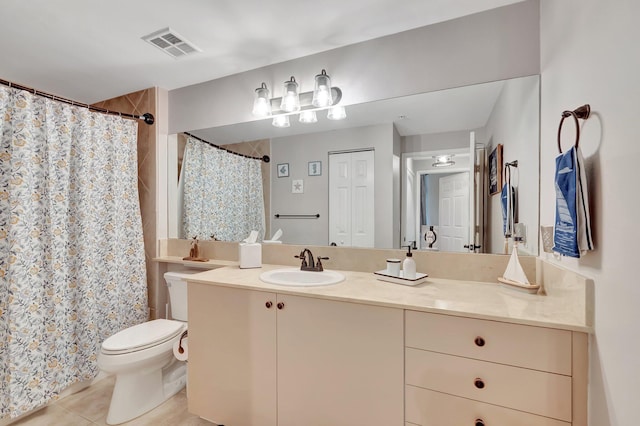 804 E Windward Way Unit 404, Lantana, FL 33462 - full bath featuring vanity, toilet, tile patterned flooring, and curtained shower
