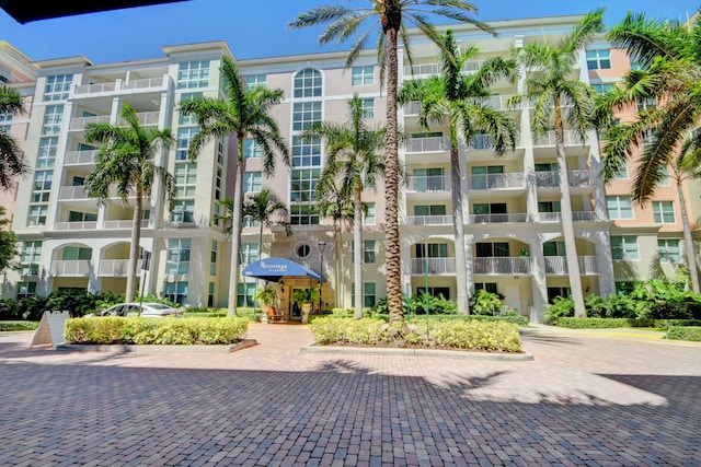 804 E Windward Way Unit 404, Lantana, FL 33462 - view of apartment building / complex