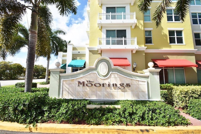 804 E Windward Way Unit 404, Lantana, FL 33462 - view of community / neighborhood sign