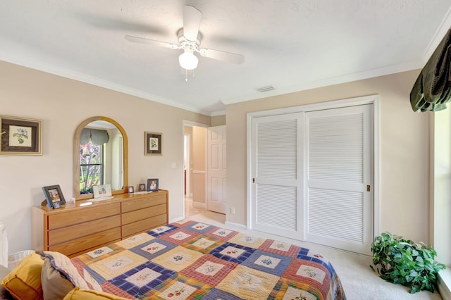 15385 Cedar Bluff Pl, Wellington, FL 33414 - bedroom with a closet, ornamental molding, light colored carpet, a ceiling fan, and arched walkways