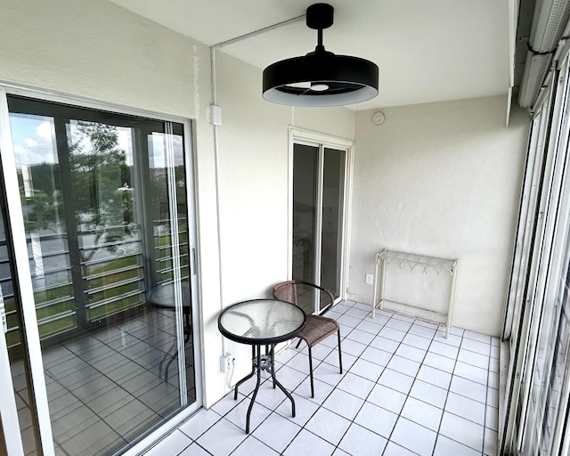 3026 Lincoln B 3026, Boca Raton, FL 33434 - balcony featuring a ceiling fan