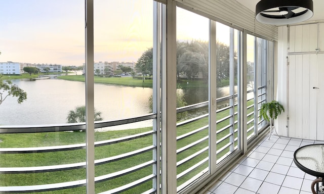 3026 Lincoln B 3026, Boca Raton, FL 33434 - sunroom / solarium featuring a water view