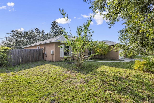 3182 SW Cathedral St, Port Saint Lucie, FL 34953 - view of front facade with stucco siding