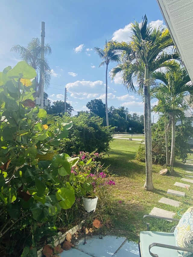 3093 SW Berry Ave, Palm City, FL 34990 - view of grassy yard