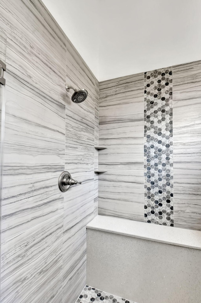 7644 Lexington Club Blvd Unit A, Delray Beach, FL 33446 - full bath with tiled shower