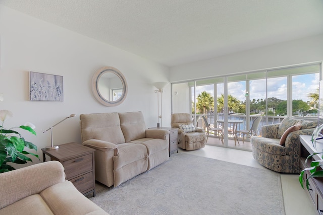 105 NE 19th Ave Unit 356, Deerfield Beach, FL 33441 - living area with a water view