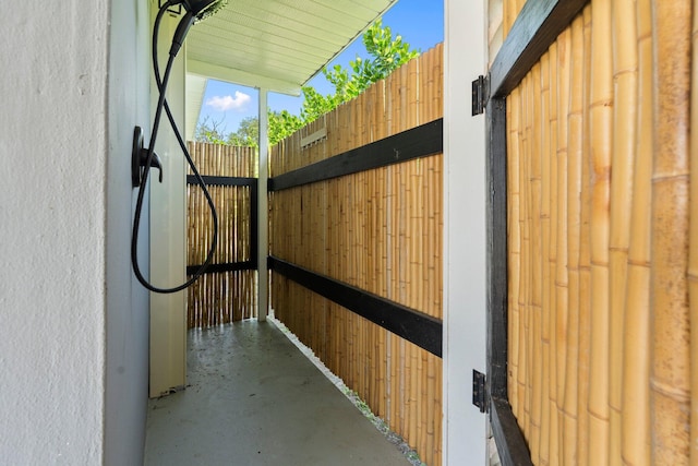 2948 SE Treasure Island Rd, Port Saint Lucie, FL 34952 - view of stable