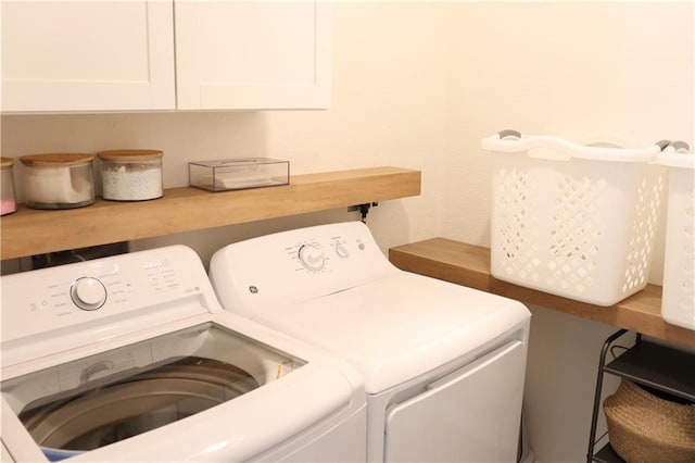 1095 N Verona Trace Dr, Vero Beach, FL 32966 - washroom with separate washer and dryer and cabinet space