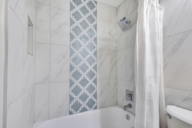 3110 Kingston Ct, West Palm Beach, FL 33409 - bathroom with shower / bath combo with shower curtain and toilet