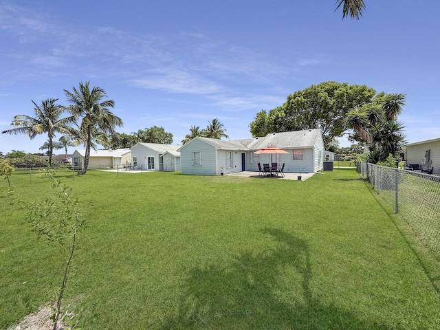 5472 Courtney Cir, Boynton Beach, FL 33472 - view of yard featuring a patio