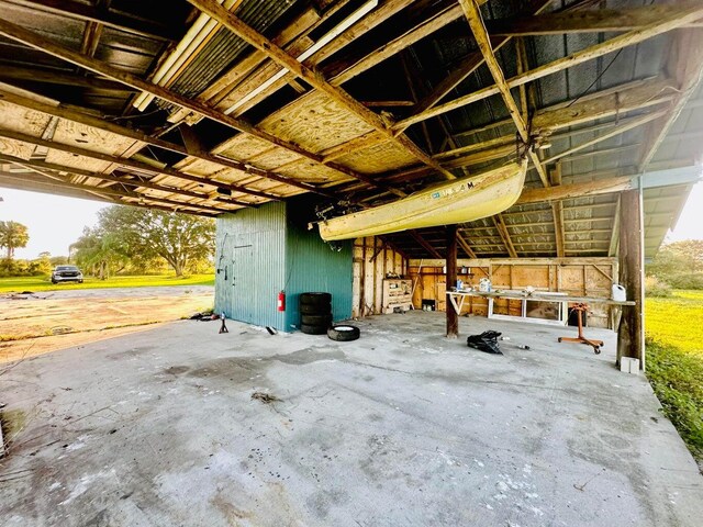 15255 NW 260th St, Okeechobee, FL 34972 - view of garage
