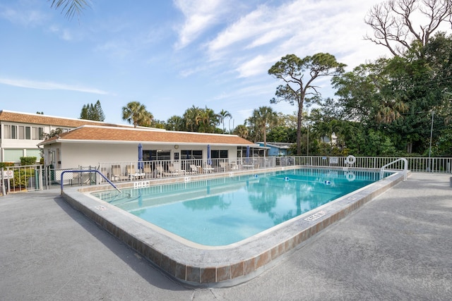 2950 SE Ocean Blvd Unit 9-5, Stuart, FL 34996 - view of community pool