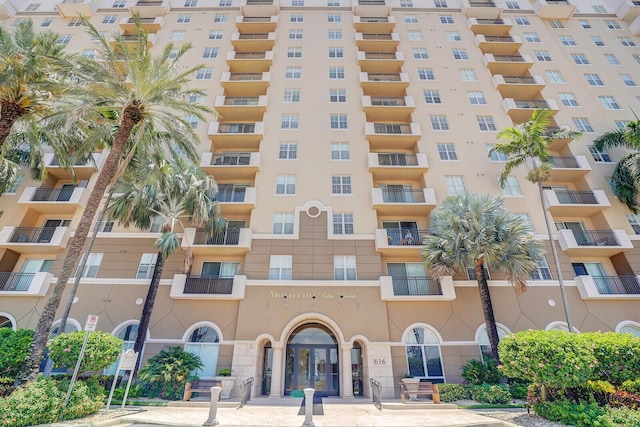 616 Clearwater Park Rd Unit 812, West Palm Beach, FL 33401 - view of apartment building / complex