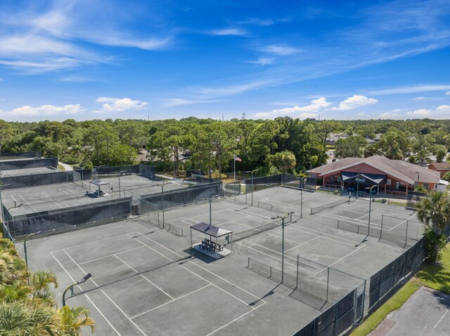 633 Centre Ct SW Unit 202, Vero Beach, FL 32962