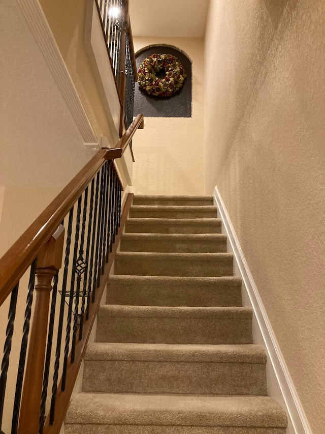 1428 W Wickham C Cir Unit C, Delray Beach, FL 33445 - stairway with a textured wall