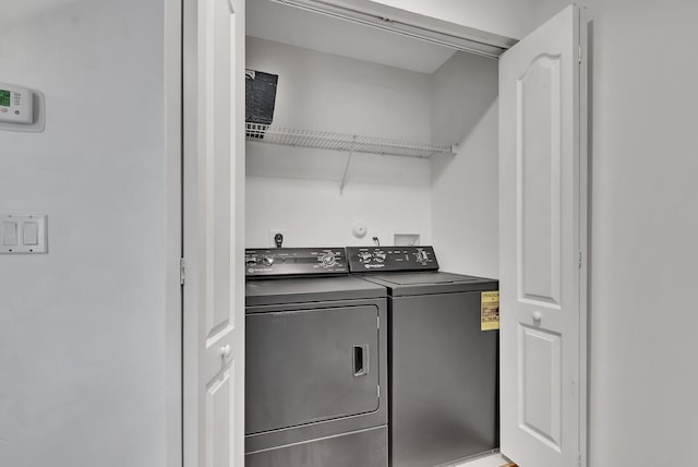 212 River Bluff Ln, Royal Palm Beach, FL 33411 - washroom featuring washing machine and dryer