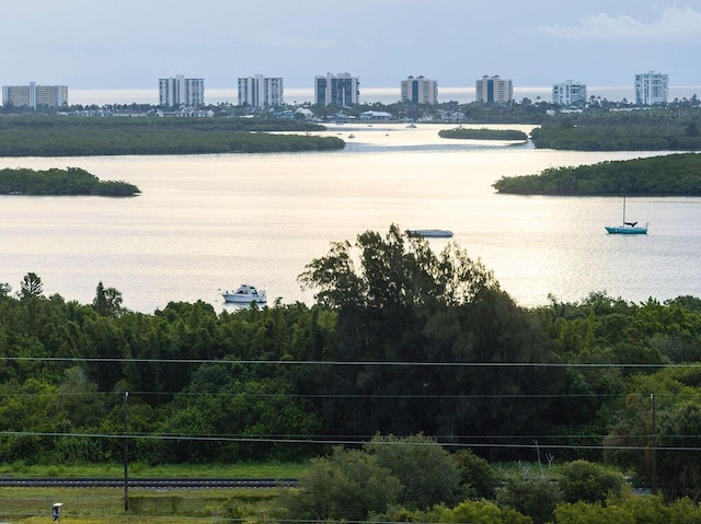2200 N US Highway 1, Fort Pierce, FL 34946