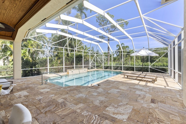 9212 Perth Rd, Lake Worth, FL 33467 - swimming pool with a patio area and a lanai