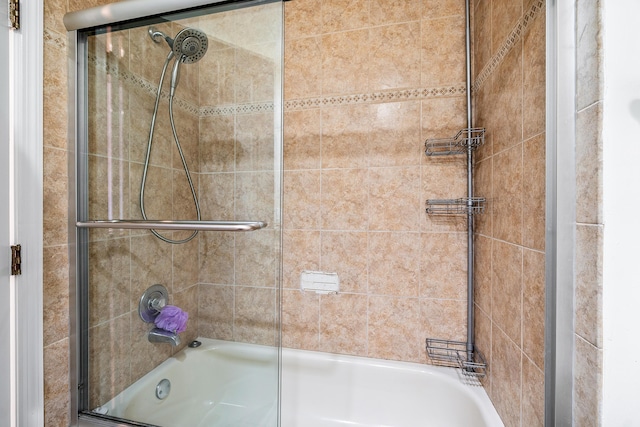 10560 Plainview Cir, Boca Raton, FL 33498 - full bathroom featuring shower / bath combination with glass door