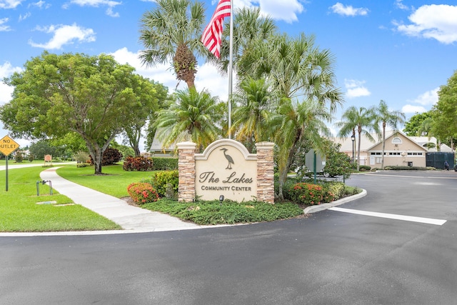 10560 Plainview Cir, Boca Raton, FL 33498 - community sign featuring a yard