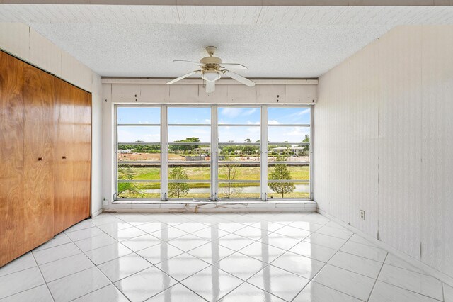 5606 Via Delray Unit B, Delray Beach, FL 33484 - unfurnished sunroom featuring healthy amount of natural light