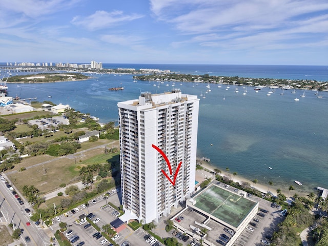 5600 N Flagler Dr Unit 605, West Palm Beach, FL 33407 - view of urban area with apartment complex / building and a nearby body of water